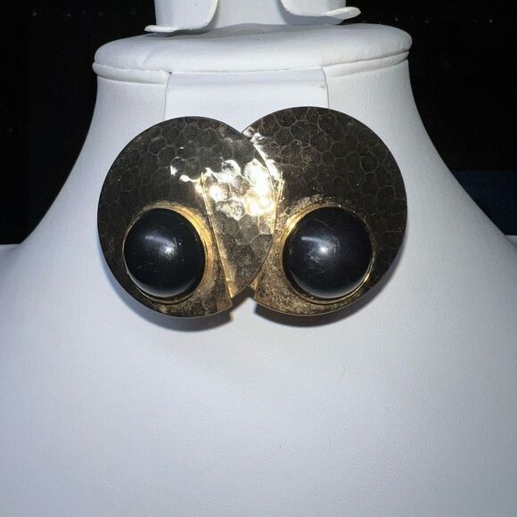 Vintage Gold Tone and Black Stone Modernist Swirl Earrings - Picture 1 of 5